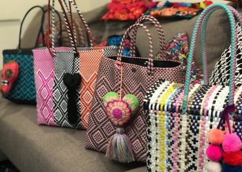 TEJIDOS DE OAXACA TRAEN COLORES MEXICANOS A ISRAEL