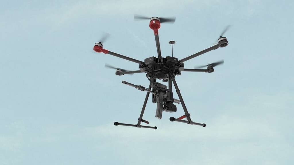 El dispositivo israelí, aplicado a un dron (Foto: SmartShooter)
