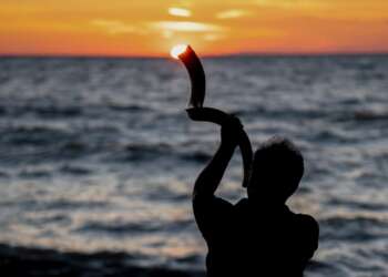 gmar jatimá tová Iom Kipur