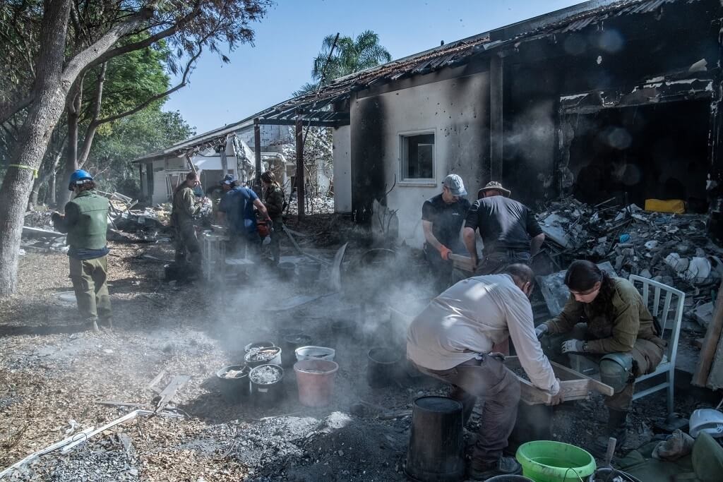 arqueólogos restos