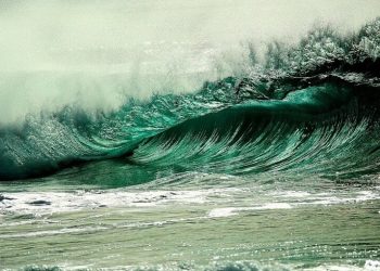 energía de las olas electricidad