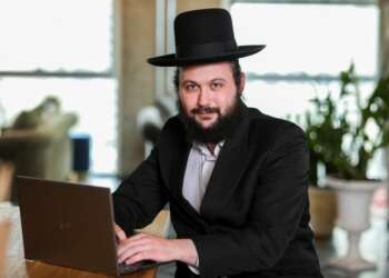 Hacker judío ultraortodoxo en Israel trabajando en ciberseguridad