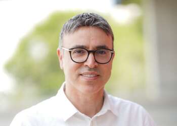 El profesor Haick, uno de los inventores israelíes que entran a la NAI