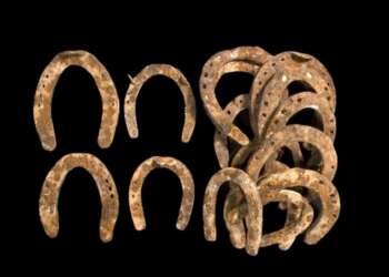 Herraduras metálicas halladas en una cantera de Jerusalén